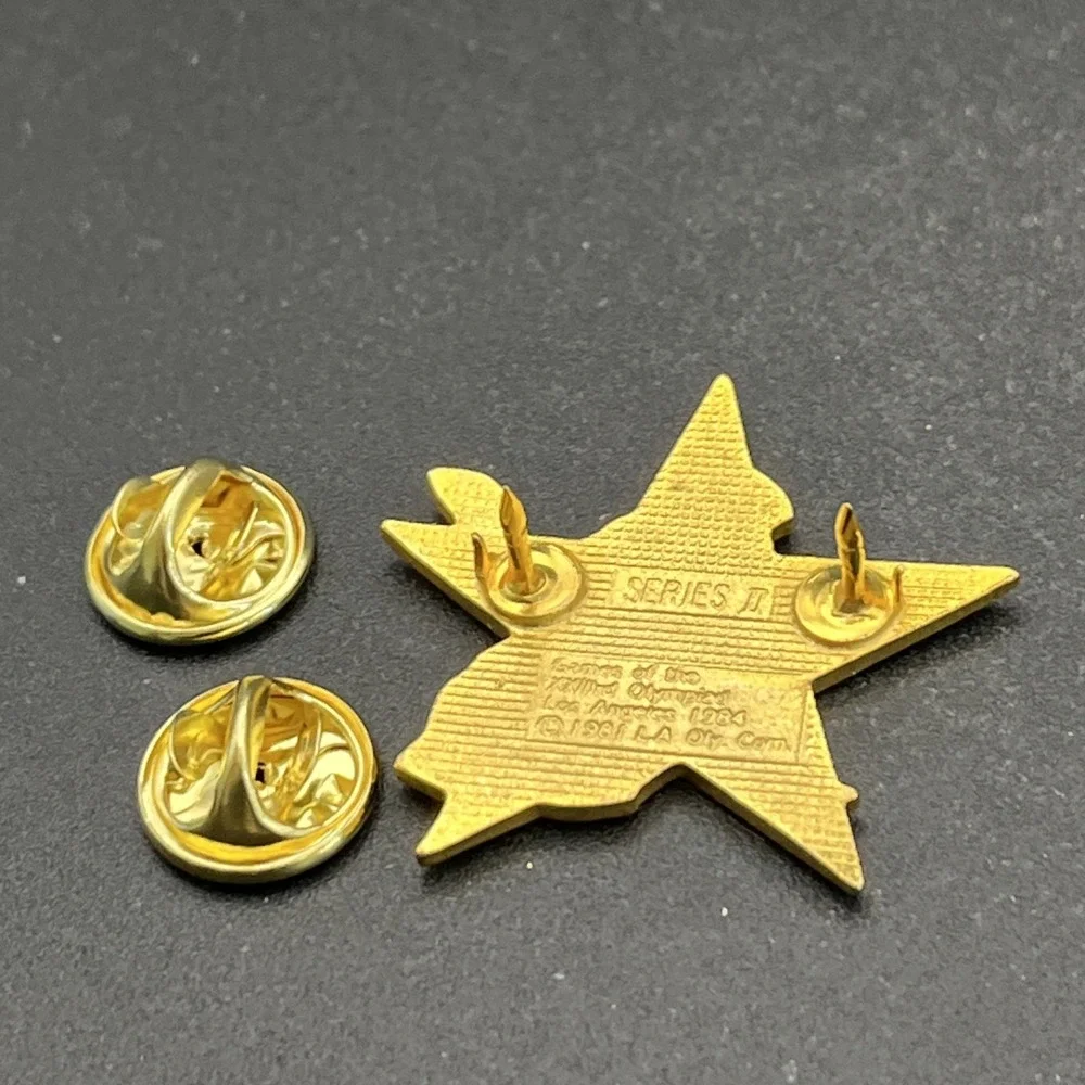 1984 Los Angeles‎ Olympics Sam The Eagle Kayaking Event Star Lapel Hat Pin